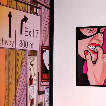 Vibrant Charm - Cozy In The Heart Of The Appartamento *