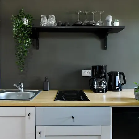 Vibrant Charm - Cozy In The Heart Of The *